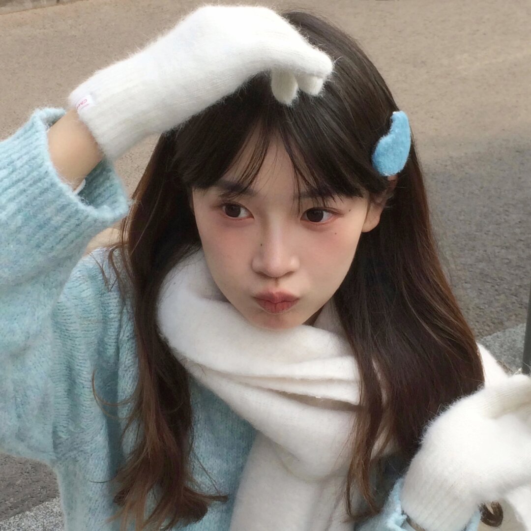 《旧巷灯笼》海报