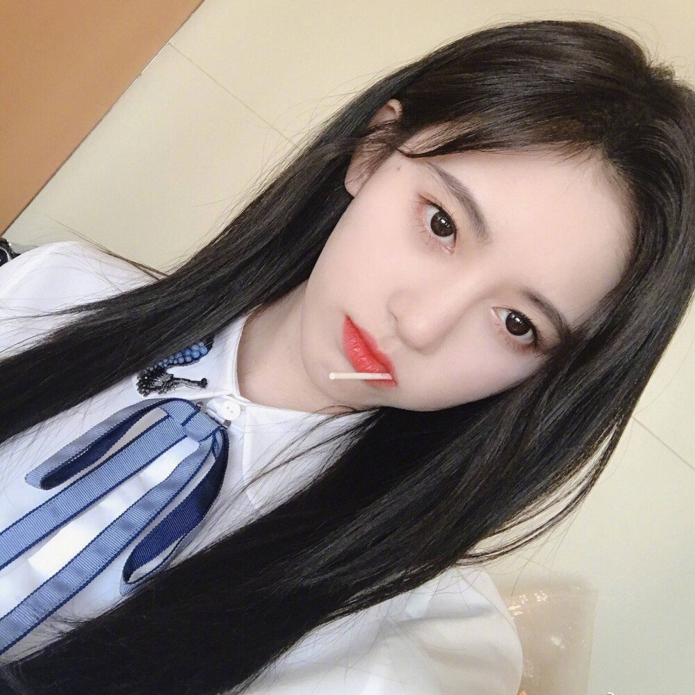《第七个嫌疑人》海报